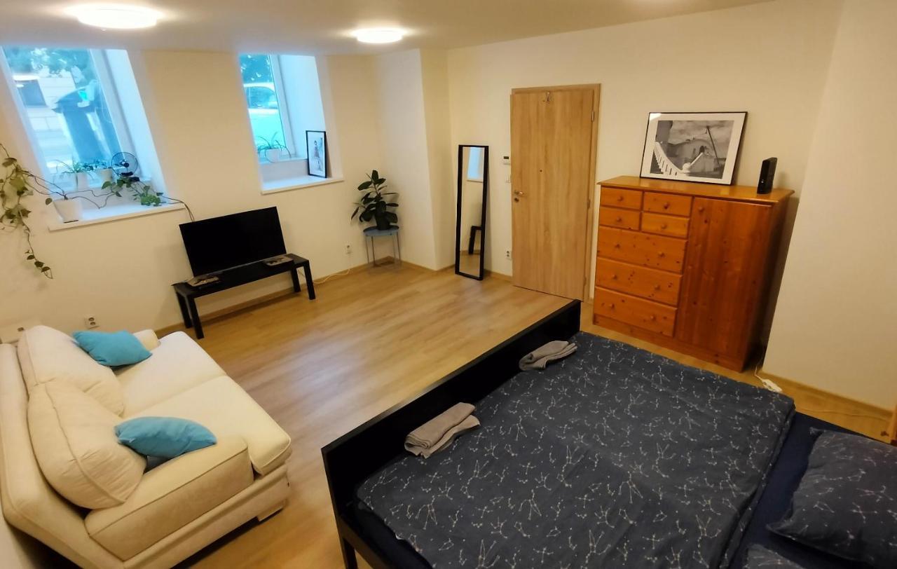 Apartment Stankova Брно Екстер'єр фото